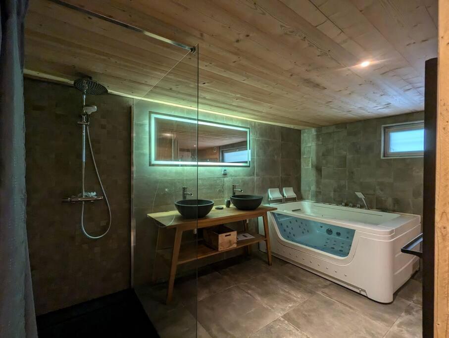 Chalet Des Belles Roches, 14 Pers, Garden, Sauna 라브레세 외부 사진